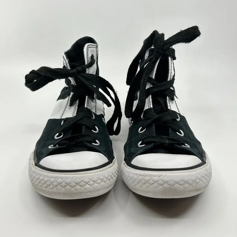Converse Chuck Taylor All Star Junior Shoes US 1 Black/White Lace-Up Sneakers